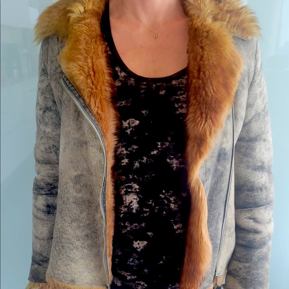 Andrew Marc 100% Shearling Winter Coat. - Picture 2 of 7